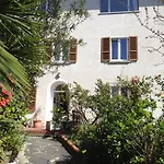 Easy By La Perla Hotel