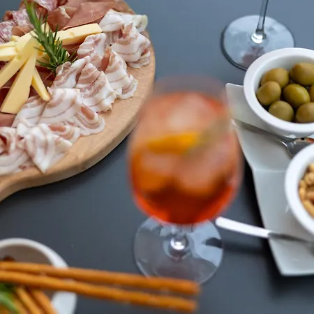 Easy By La Perla Ascona