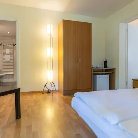 Easy By La Perla Otel 3*