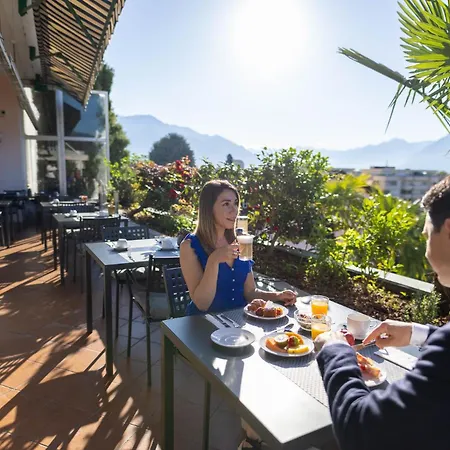 Otel Easy By La Perla 3*