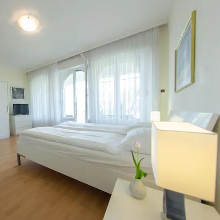 Easy By La Perla Ascona