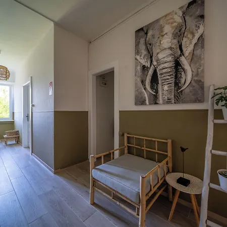 Easy By La Perla Hotel 3*