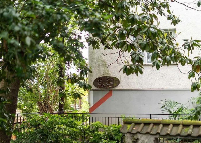 Hotel Easy By La Perla