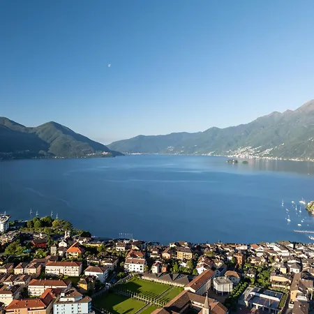 Szálloda Easy By La Perla 3*