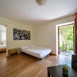Easy By La Perla Hotel